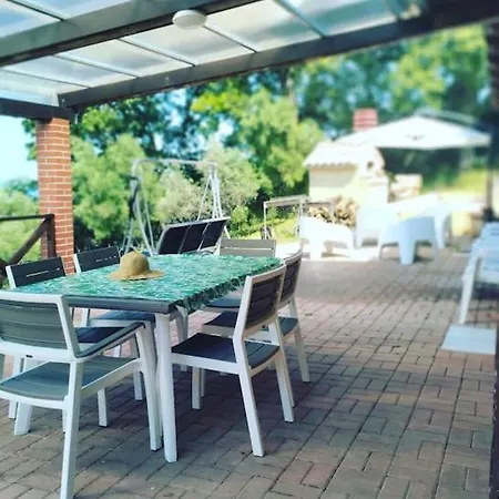 Davi' Casa Vacanze. Un Sogno Immerso Nel ! Dom wakacyjny *