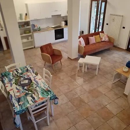 Nyaraló Davi' Casa Vacanze. Un Sogno Immerso Nel !